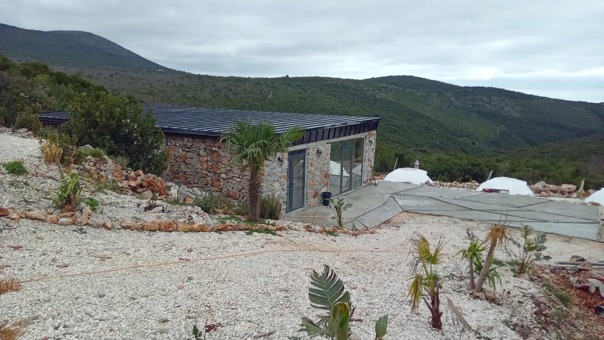 Glamping Peninsula Lustica Rose Villa Tivat Exteriör bild